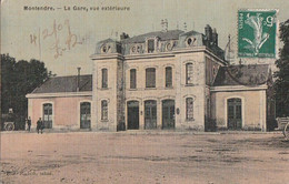 MONTENDRE. - La Gare, Vue Extérieure. Belle Carte Toilée RARE - Montendre