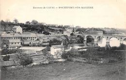 Rochefort Sur Mayenne         53        Une Vue Sur Le Village Et La Rivière       ( Voir Scan) - Other & Unclassified