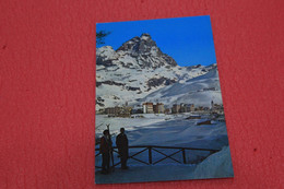 Aosta Cervinia Il Monte Cervino Matterhorn Con Sciatori In Contemplazione NV - Andere & Zonder Classificatie