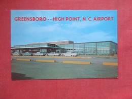 Greensboro -- High Point Airport    North Carolina > Greensboro      >   Ref 4889 - Greensboro