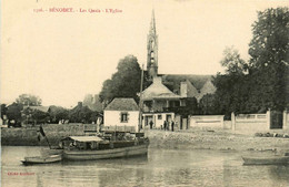 Bénodet * Vue Sur Les Quais Et L'église * Bateau Bac ? - Bénodet