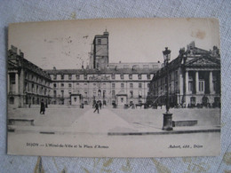 CPA.  DIJON.  L'hôtel De Ville Et La Place D'Armes. - Chenove