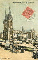 St Pol De Léon * La Place * Le Marché * Foire Marchands * La Cathédrale * Cpa Toilée Colorisée - Saint-Pol-de-Léon