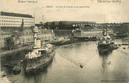 Brest * Le Port De Guerre , Vu Du Grand Pont * Bateau Navire Guerre FORMIDABLE Et JAUREGUIBERRY - Brest