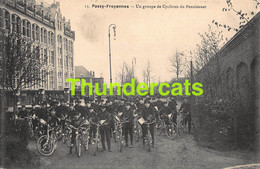 CPA PASSY FROYENNES UN GROUPE DE CYCLISTES DU PENSIONNAT - Tournai