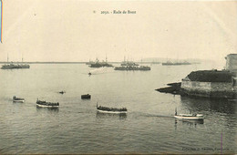 Brest * La Rade * Navire De Guerre , Bateaux - Brest