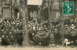 Quimper * Environs * Monseigneur DUPARC Célèbre La Messe Devant La Chapelle De La Mère De Dieu * Religion Coiffe - Quimper