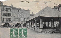 Caylus        82         Place Du Marché. Les Halles           ( Voir Scan) - Caylus