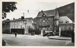 CPSM FRANCE 42 " Bourg Argental, L'Hôtel De Ville" - Bourg Argental