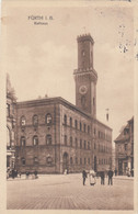 4088) FÜRTH I. B. - RATHAUS Mit Personen Im Vordergrund Und Geschäft Im Hintergrund ALT BAHNPOST 1931 ! - Fürth