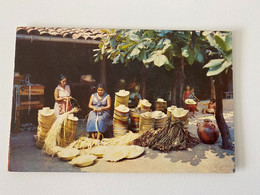 El Salvador - WEAVING HATS TENANCINGO - Belle Animation, Fabrique De Chapeaux   - Tarjeta Postal  Post Card - El Salvador