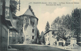 CPA FRANCE 73 "Chamoux, La Place, L'entrée Du Château Et Le Monument Aux Morts" - Chamoux Sur Gelon