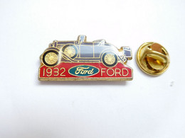 Beau Pin's Pins , Auto Ford 1932 - Ford