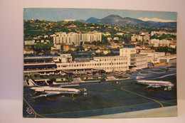 NICE   - Vu Aérienne De L'Aéroport  - ( AVION ) - Transport Aérien - Aéroport