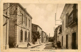 Aigues Vives * La Rue De La Poste * Poste Ptt - Aigues-Vives