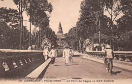 CAMBODGES - PNOM-PENH - Lot De 3 Cartes - Pont De Nagas Et Vat-Phnom - Statue Et Tombeau De Noro-Dom - Kambodscha