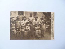 DAHOMEY  - Catéchiste Du Dahomey, Pierre Claver Et Sa Famille    -  Missions Africaines - Dahomey