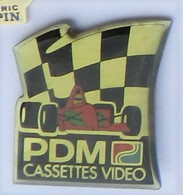 L38 Pin's Auto Car Voiture FORMULE 1 PDM FERRARI ?  Achat Immédiat - Ferrari