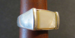 Jolie Bague " Marc Labat " Métal Argenté Nacre - T 53  - B.E - - Rings