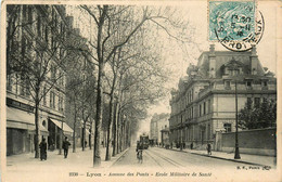 Lyon * 7ème * Avenue Des Ponts * école Militaire De Santé * Tramway Tram - Lyon 7