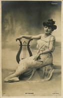 Madame REINE * Carte Photo * Artiste * Cabaret Actrice Théâtre Music Hall * Célébrité * REUTLINGER * Harpe - Artisti