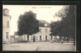 CPA Gurgy, La Mairie Et Les Ecoles - Gurgy
