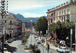 ** Petit Lot De 3 Cartes ** 73 - AIX Les BAINS ( Autos Prisunic Caisse D'Epargne) CPSM CPM GF (1963 à 1986) Savoie - Aix Les Bains