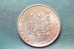 Jeton Américain - US Token "Seal Of The City Of Philadelphia - Founded By William Penn 1701" - Professionnels/De Société