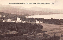 Cavalaire Sur Mer        83        Vue Sur La Mer, Pardigon Et Lacroix     ( Voir Scan) - Cavalaire-sur-Mer