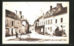 CPA Treigny, Grande Rue, Vue De Fontaine - Treigny