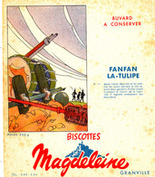 BU 2234 /   BUVARD-   BISCOTTES  MAGDELEINE  FANFAN LA TULIPE N° 11    (16,00 Cm X 14,00 Cm ) - Biscottes