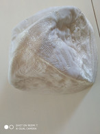 Ancien Bonnet De Baptême Brodé. - Battesimo