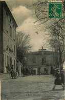 St Quentin La Poterie * La Place Du Presbytère Et école Maternelle * Villageois - Other & Unclassified