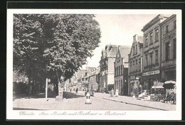 AK Heide, Strasse Am Markt Mit Rathaus Und Pastorat - Heide