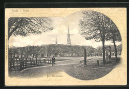 AK Heide / Holstein, Der Marktplatz Mit Der Kirche - Heide