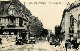 Deauville * Rue Gontaut Biron - Deauville