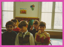 263468 / Original Real Photo - First Day Of School, Boys In The Classroom , Bulgaria Bulgarie - Personas Anónimos