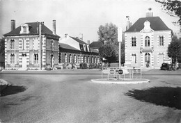 89-MIGENNES- LA MAIRIE L'ECOLE DE FILLES - Migennes