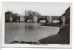 Postcard, Huntingdon, The Ouse Bridge, River, Houses, Landscape. - Altri & Non Classificati