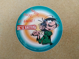 AUTOCOLLANT STICKER -  3615 GASTON - TAPOTE GAFFE ET GAGNE - GASTON LAGAFFE - FRANQUIN - BD - BANDE DESSINÉE - Stickers