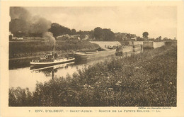 ENVIRONS D'ELBEUF - Saint Aubin, Sortie De La Petite écluse, Remorqueur Et Péniches. - Tugboats