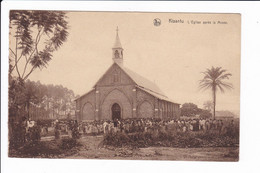 Kisantu - L'Eglise Après La Messe - Belgisch-Congo