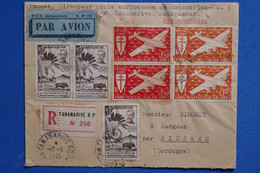 S7 MADAGASCAR BELLE LETTRE RECOM. 1945 TANANARIVE POUR RIBERAC+ PAIRES DE T.P + AFFRANCH INTERESSANT - Posta Aerea