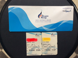 2 CARTES D’EMBARQUEMENT + POCHETTE  Phnom Penh-Bangkok-Paris  BANGKOK AIRWAYS - Cartes D'embarquement