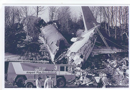 Pompiers Intervenant Sur Le Fuselage Ecrasée D'un Boeing 737-400 Au East Midlands En 1989 -  15x10cms PHOTO - Unfälle
