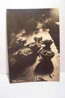 Delcampe - ALBERT  MONIER  - PHOTOGRAPHE  - Richesse Des Choses Simples   - ( Pas De Reflet Sur L'original ) - Monier