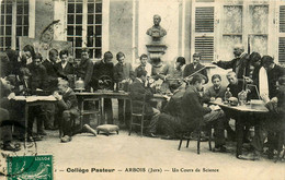 Arbois * Le Collège Pasteur * Un Cours De Sciences * école Scolaire - Arbois