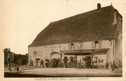 Villette Les Dôle * Devanture Façade Café MAUBLAND , épicerie * Pompe à Essence - Andere & Zonder Classificatie