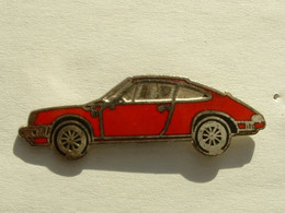 Pin's PORSCHE 911 ROUGE - Porsche