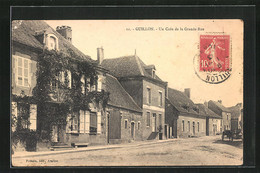 CPA Guillon, Un Coin De La Grande Rue - Guillon